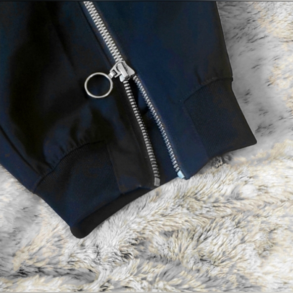 Nike Sportswear Icon Clash Zipper Pants - Picture 12 of 14